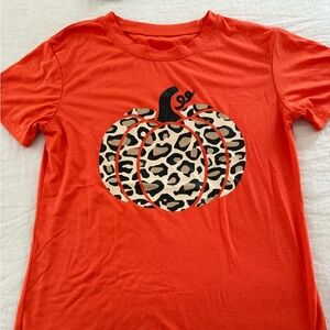 Women’s fall or Halloween tshirt